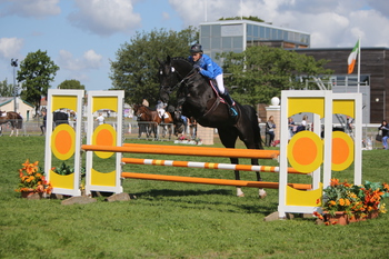 Carron Nicol and Moonraker Rocket to First Place